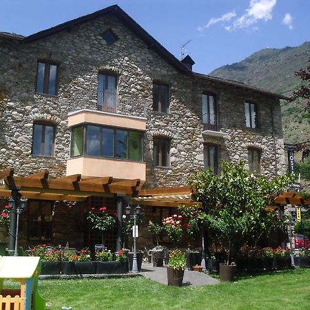 Hostal Vall D'Aneu By Arcas & Sambola เอสเตร์รี ดาเนว ภายนอก รูปภาพ