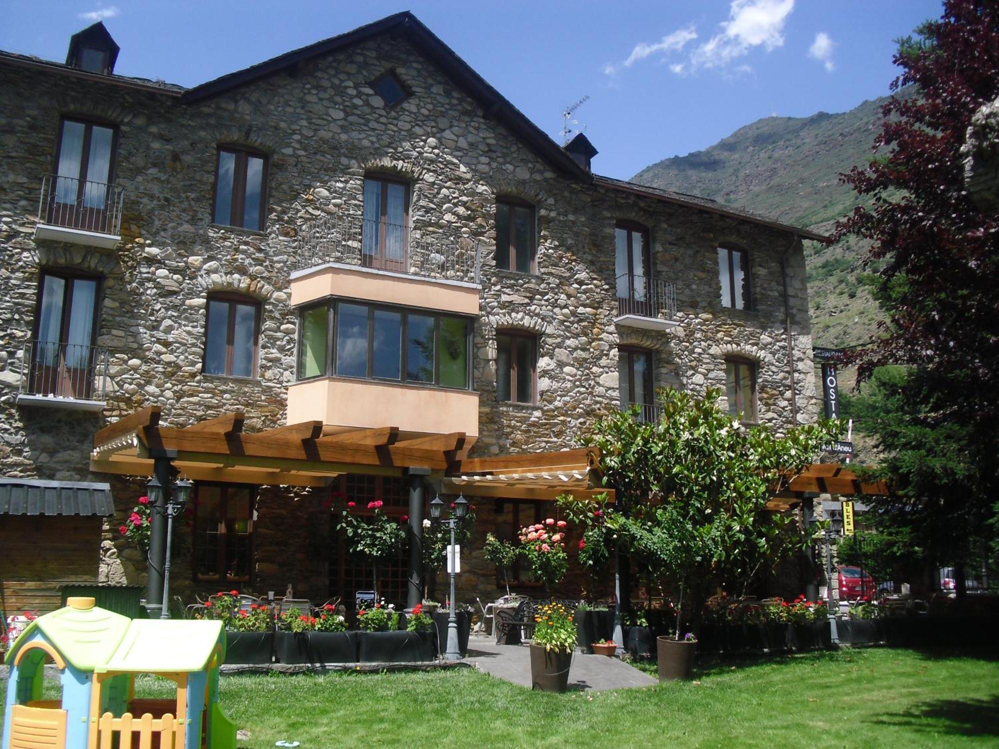 Hostal Vall D'Aneu By Arcas & Sambola เอสเตร์รี ดาเนว ภายนอก รูปภาพ